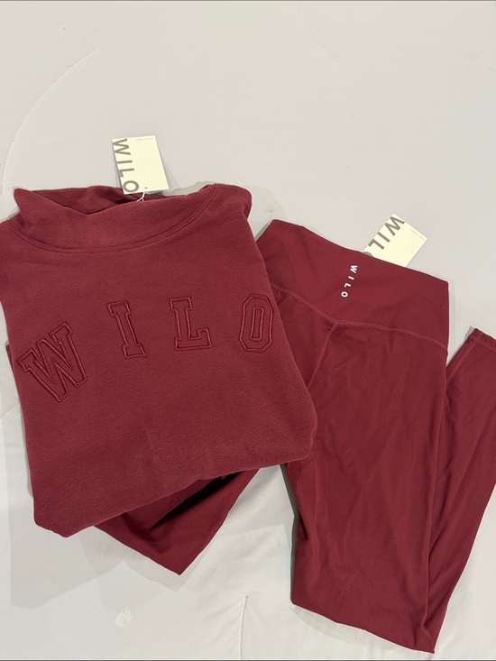 Wilo The Label Sweaters - Wilo Burgundy Pullover Sweatshirt and Matching Leggings Set
